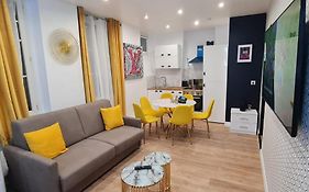 158 - Urban Louis Vuitton Flat In Montorgueil
